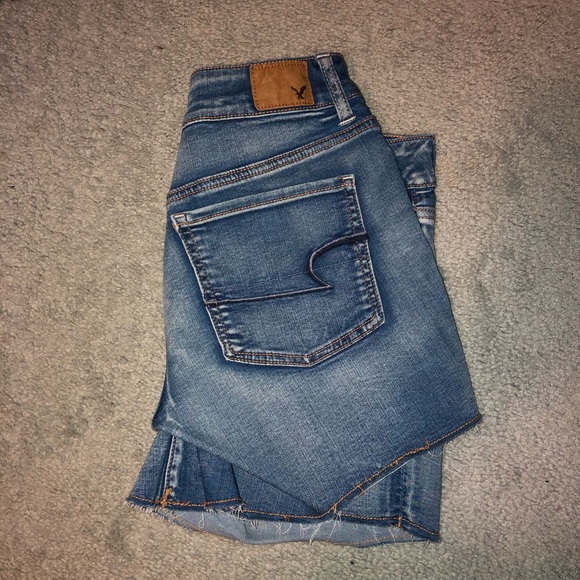 American Eagle Shorts! - Picture 2 of 4